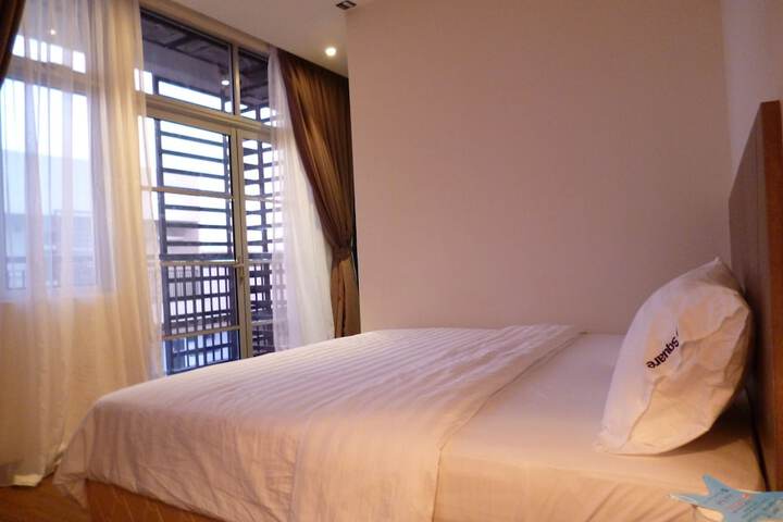 Room 15 of 35