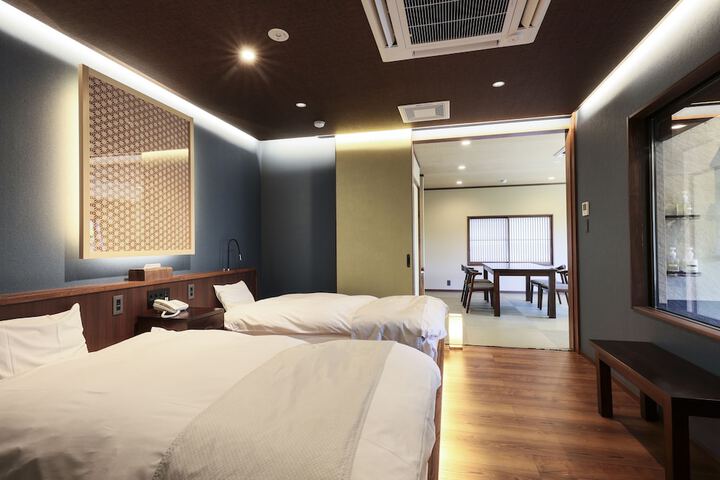 Room 26 of 84
