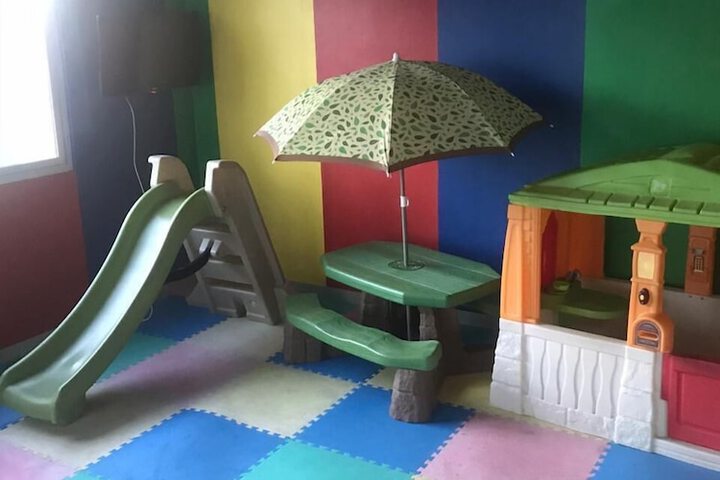 Childrens Activities 20 of 27