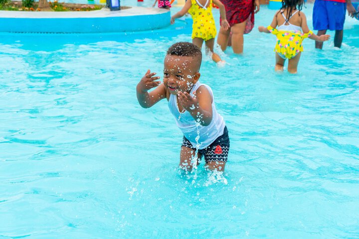 Pool 90 of 157