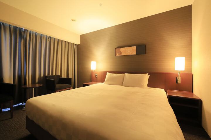 Room 25 of 112