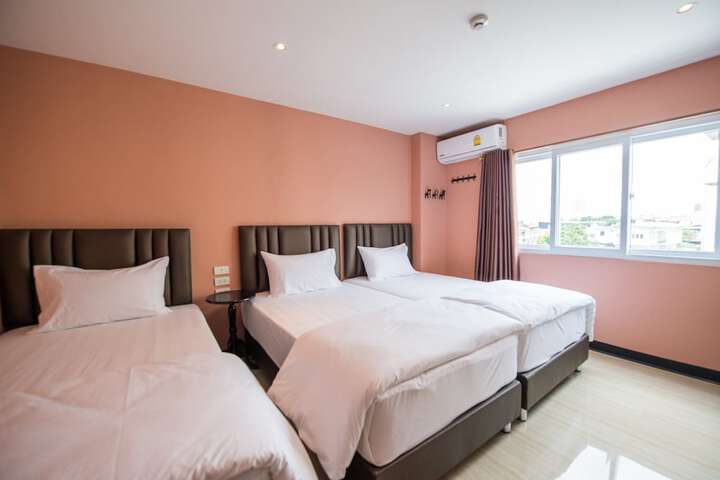 Room 10 of 55