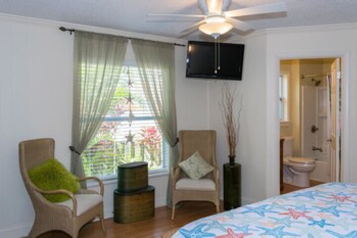 Room 27 of 31