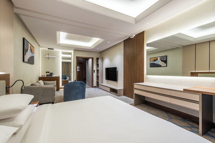 Room 21 of 54