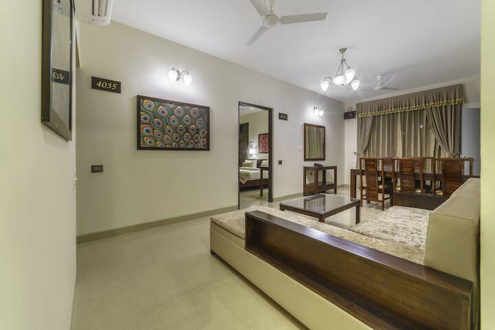 Room 4 of 39