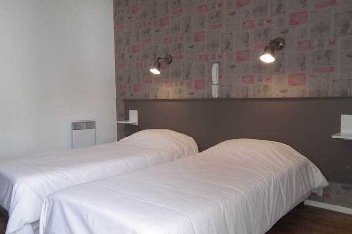 Room 8 of 52