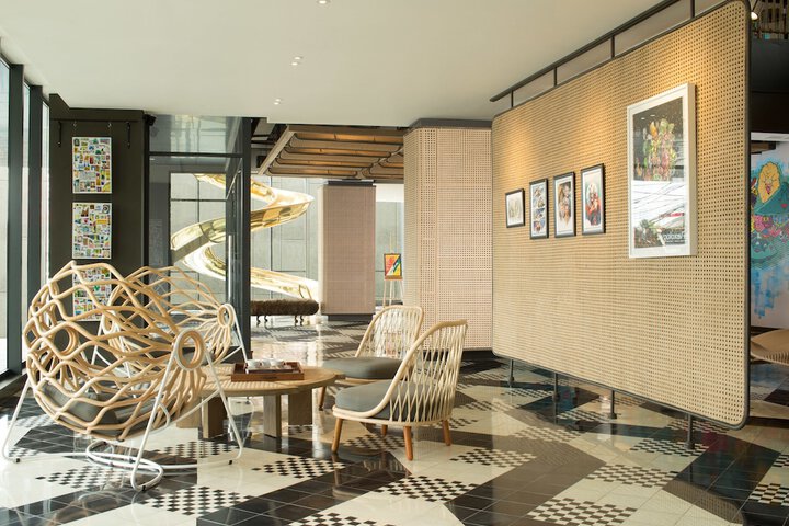 Hotel Interior 20 of 32