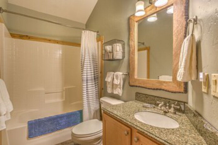 Room 6 of 31