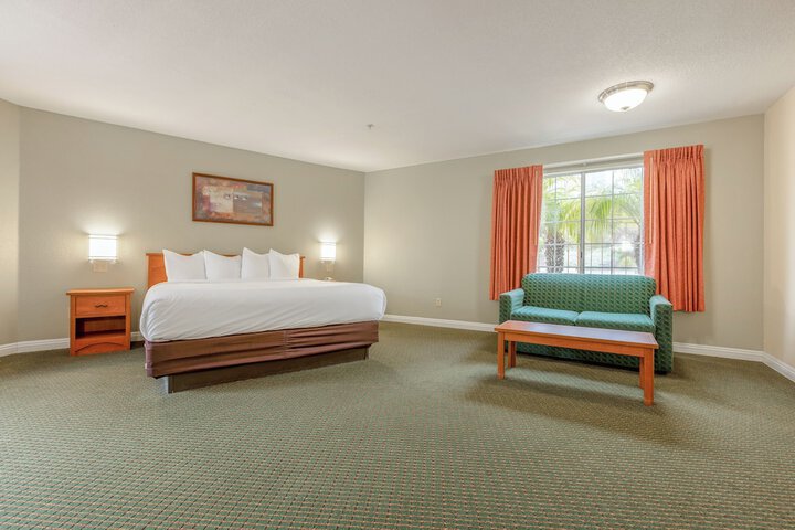 Room 21 of 29