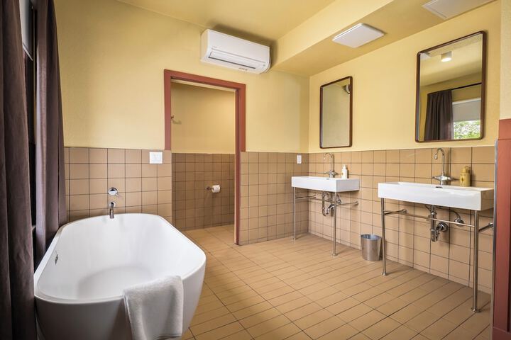 Bath Interior