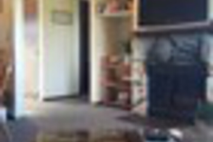 Room 44 of 123