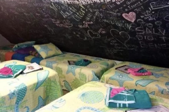 Room 3 of 97