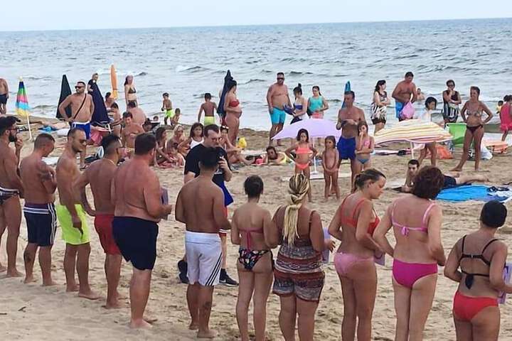 Beach 21 of 28