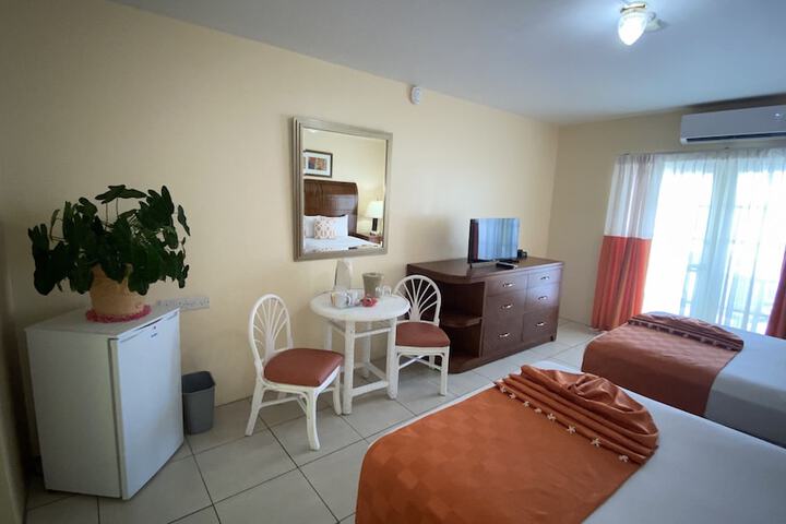 Room 27 of 59