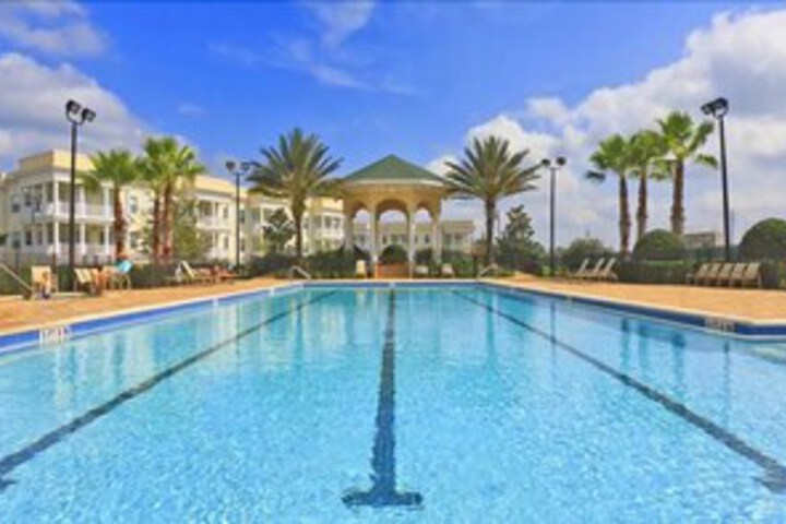 Pool 32 of 40