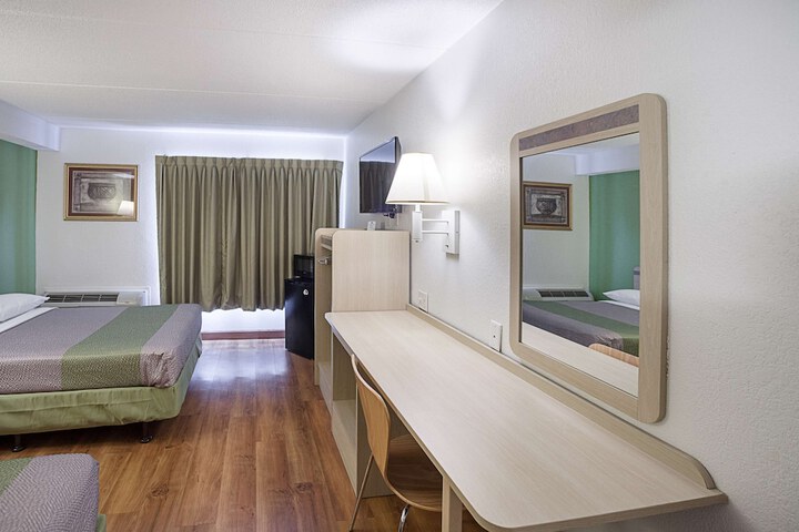 1 King Bed Refrigerator (1 of 10)