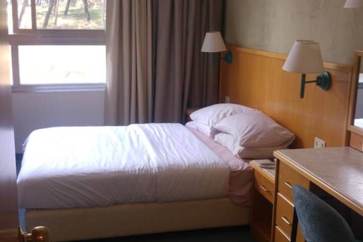 Room 19 of 45