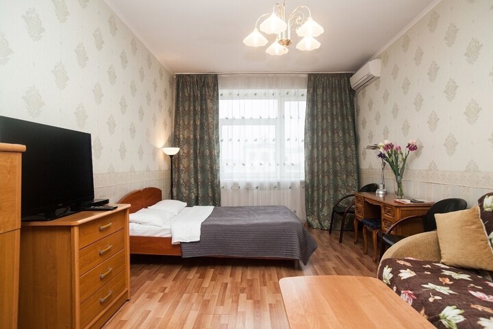 Room 18 of 164