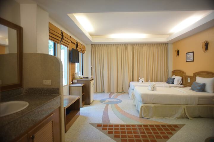 Room 15 of 43