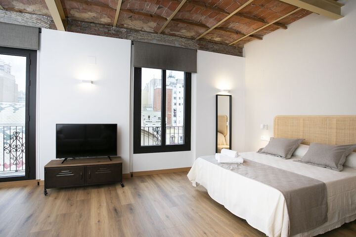 Room 4 of 20