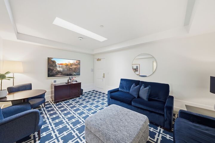 Room 48 of 101