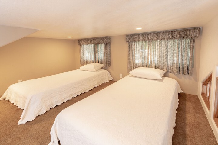 Room 7 of 46
