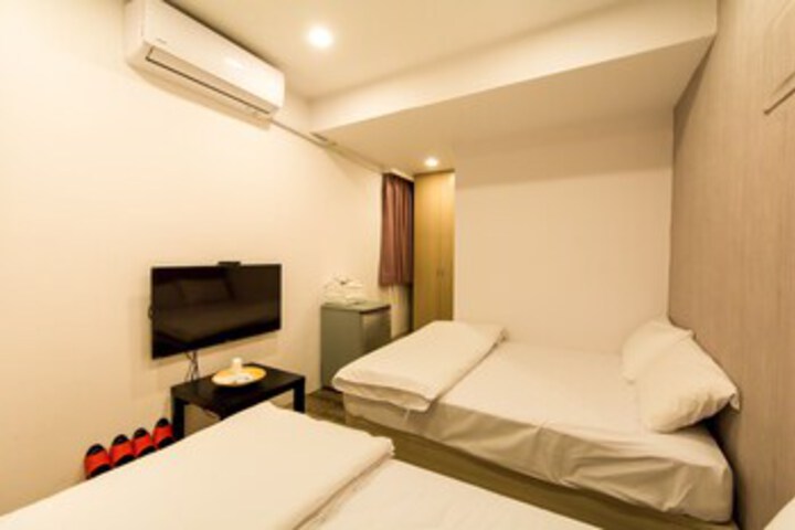 Hotel 43 of 44