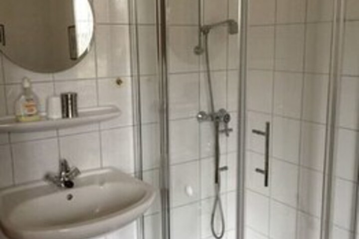 Room 14 of 22