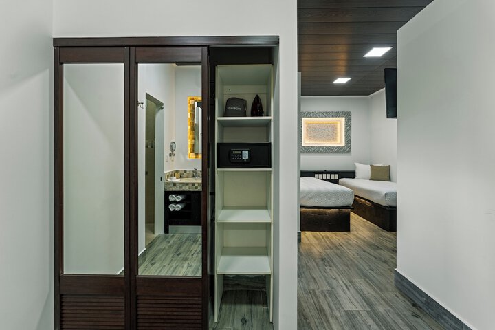 Room 64 of 177