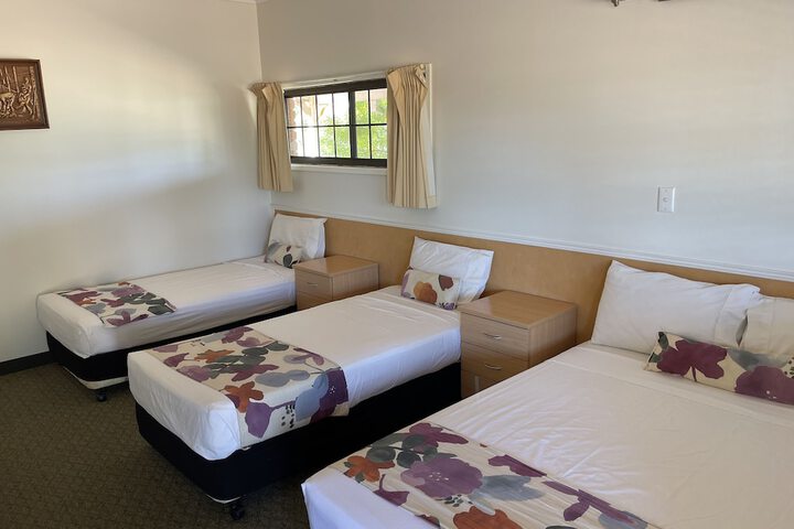 Room 8 of 35