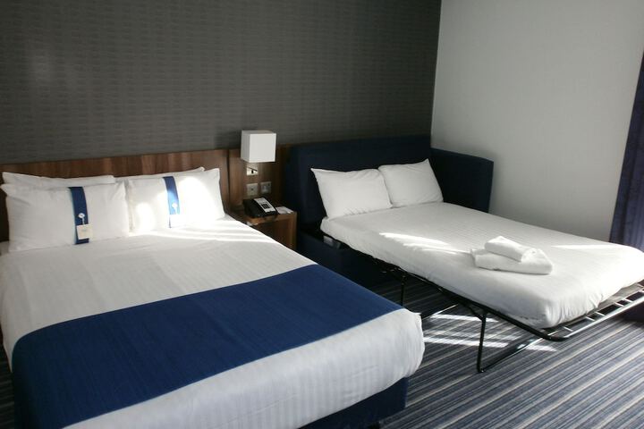 Room 10 of 44