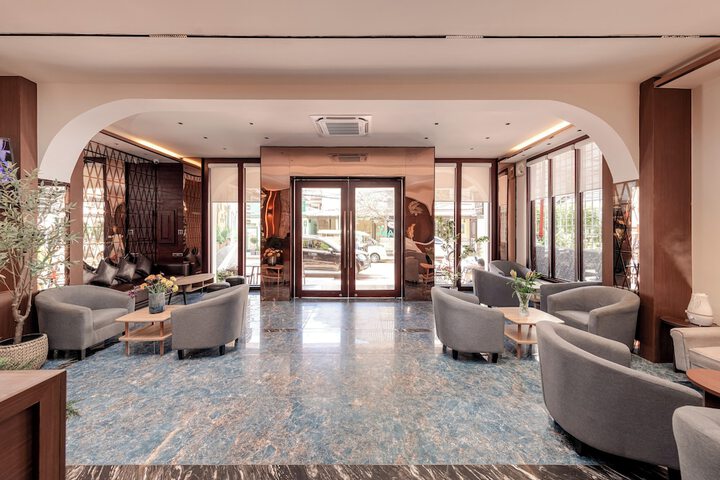 Hotel Interior 14 of 91