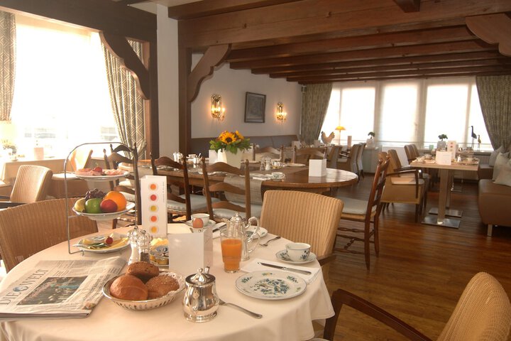 Breakfast/Coffee Service 78 of 99
