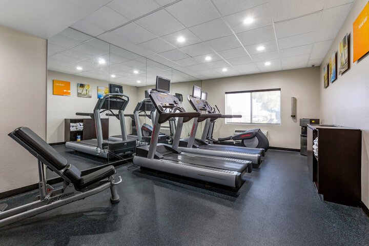 Hotel Gym Photos
