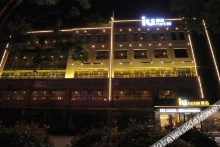 Hotel 2 of 27
