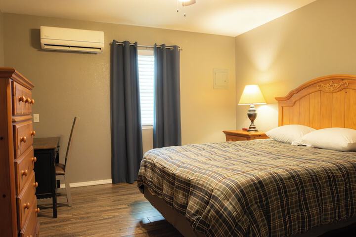 Room 327 of 917