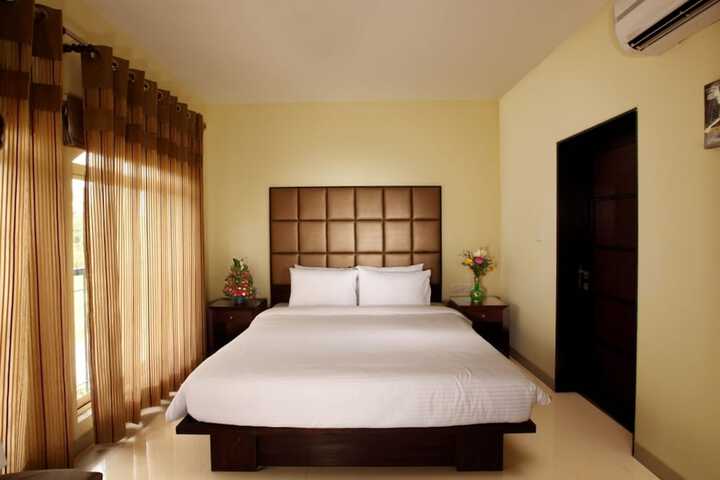 Room 7 of 20