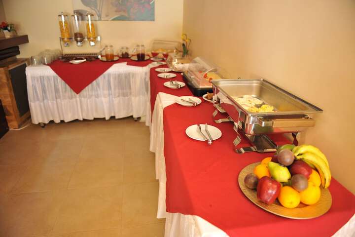 Dining 45 of 59