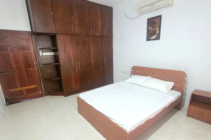 Room 6 of 20