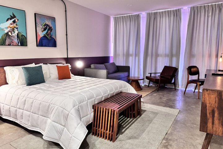 Room 14 of 40