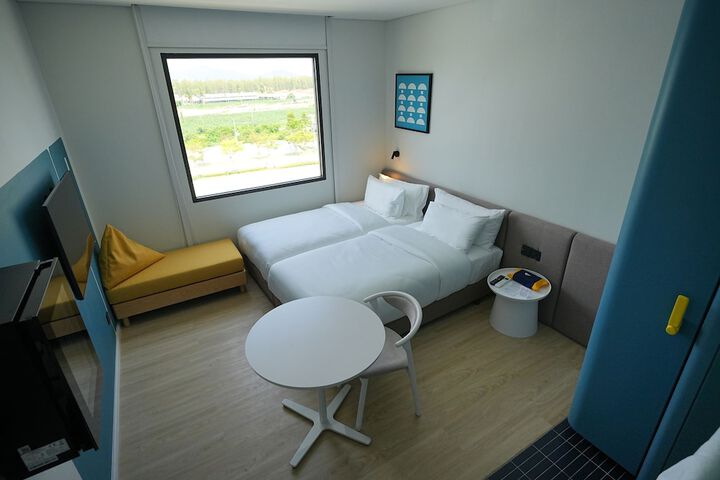 Room 18 of 75