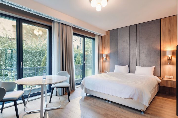 Room 2 of 14