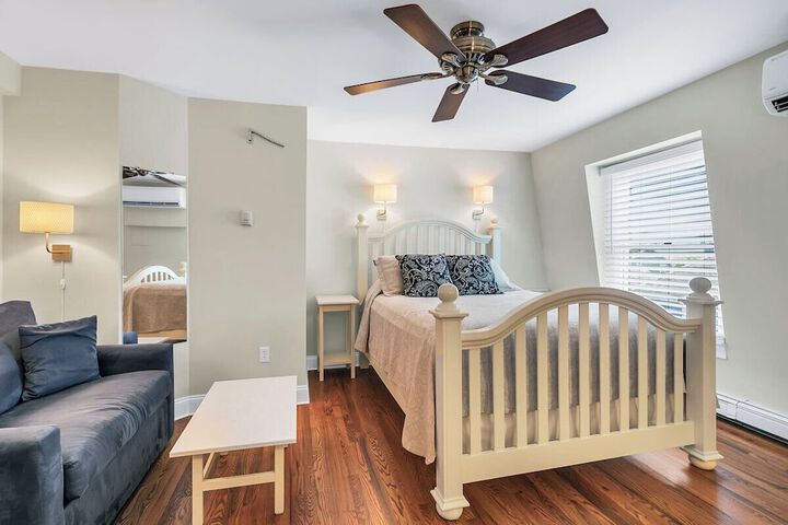 Room 14 of 50