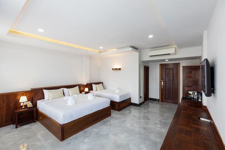 Room 12 of 88