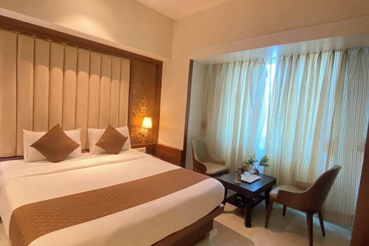 Room 16 of 30