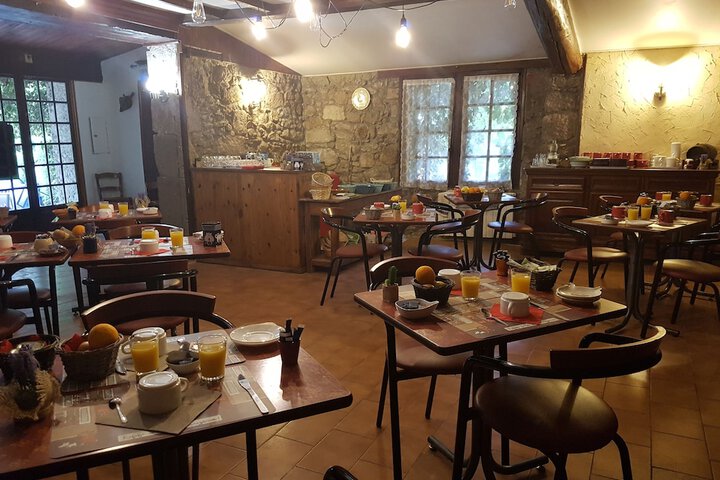 Breakfast/Coffee Service 15 of 26