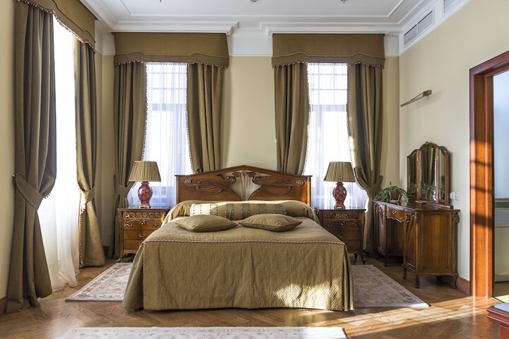 Room 3 of 38