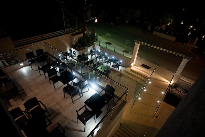 Dining Photos