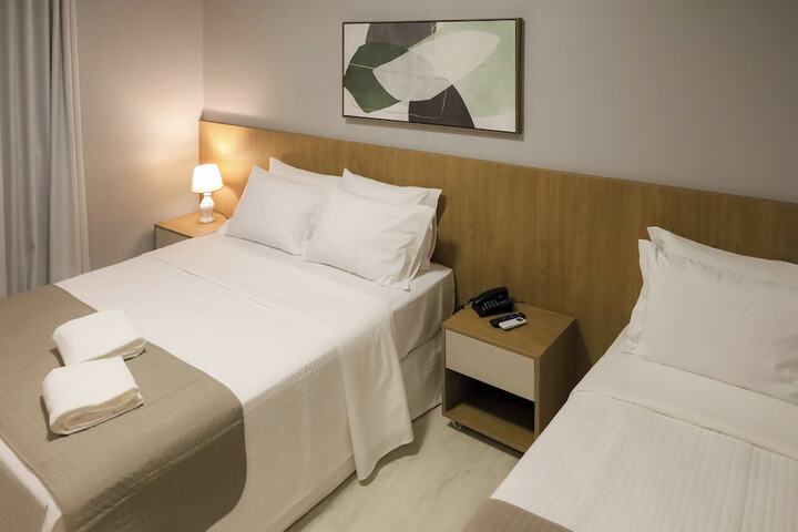 Room 15 of 33