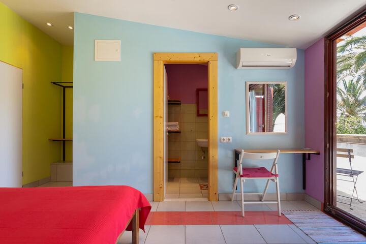 Room 11 of 57